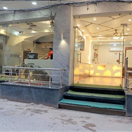 Hotel Klick International At "5 Min Walking " From New Delhi Railway Station Dış mekan fotoğraf