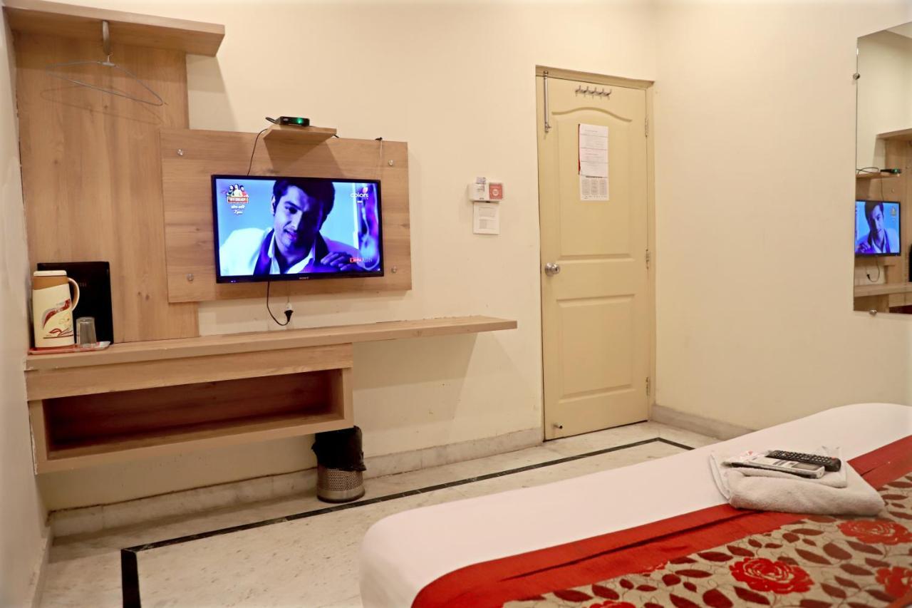 Hotel Klick International At "5 Min Walking " From New Delhi Railway Station Dış mekan fotoğraf